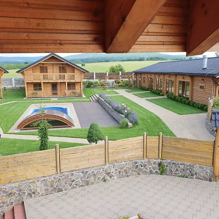 Koliba Zlata Podkova *