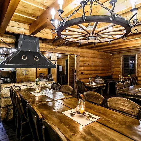 Koliba Zlata Podkova *